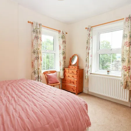 South View, Gunnerside